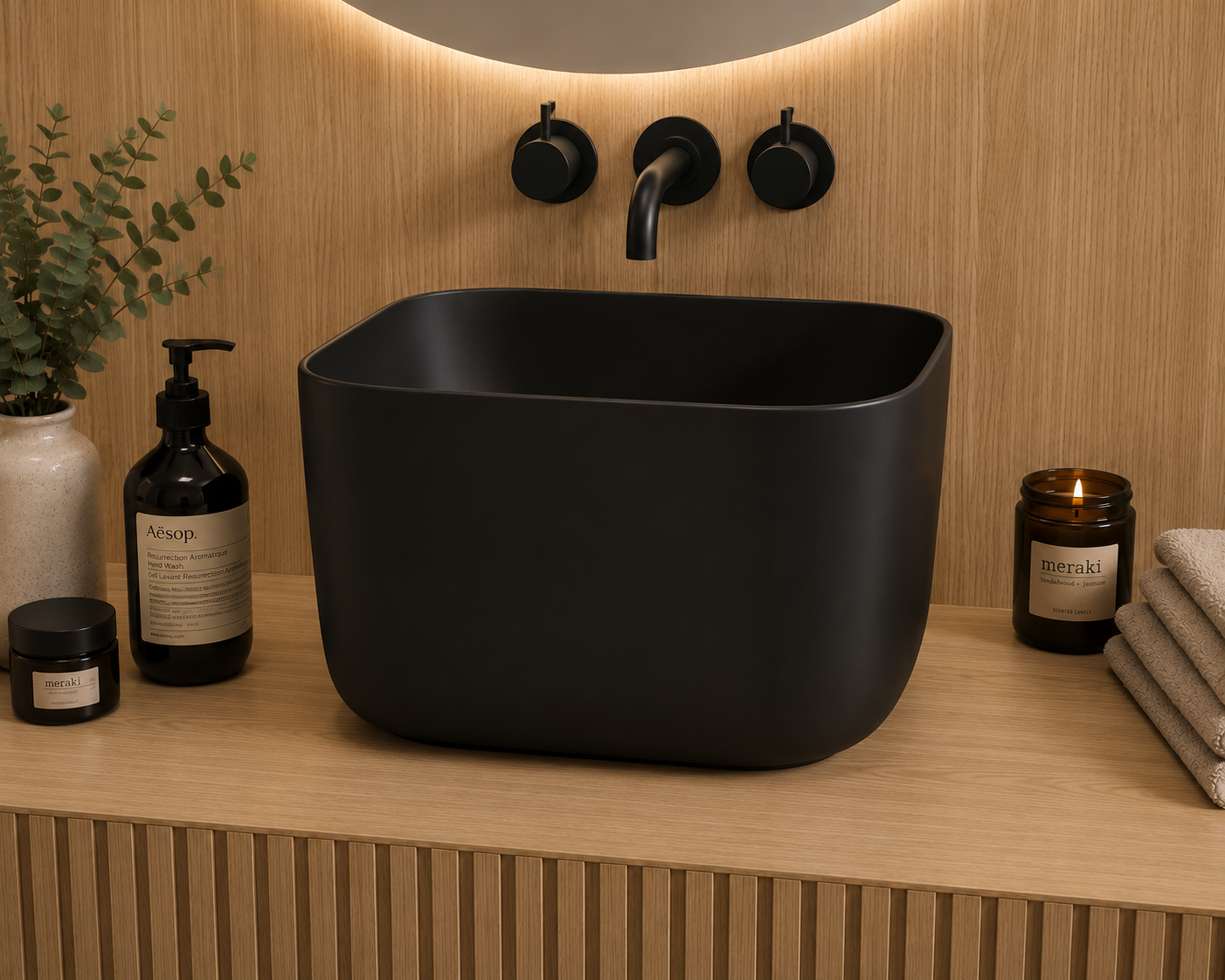 Lavabo en porcelaine à poser VITO